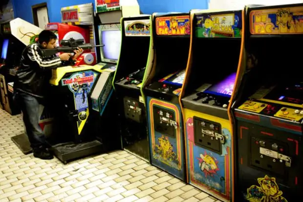 Tech Features for Upright Arcade Machines